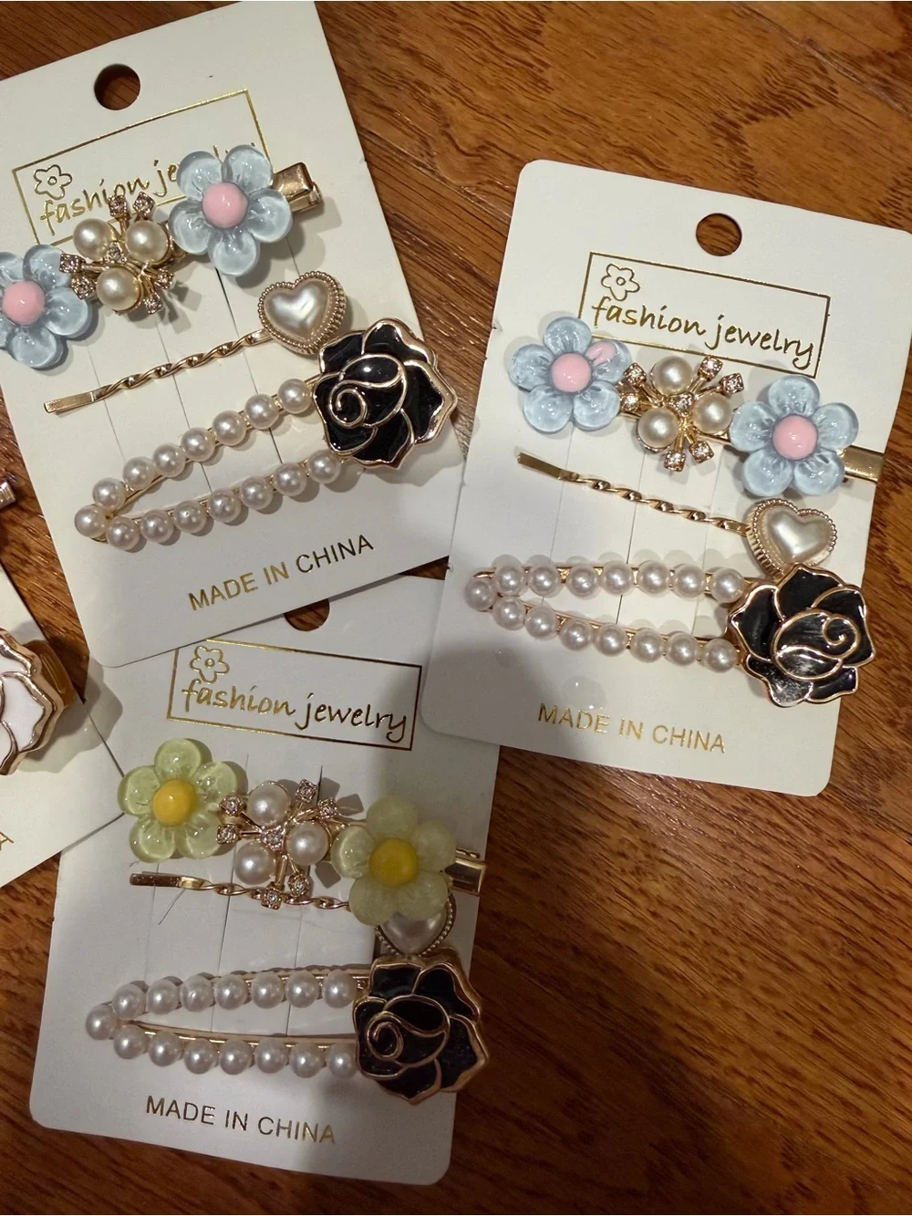 Fashion Jewelry  Floral Pearl Hair Clip Set - Pink, Blue, Yellow